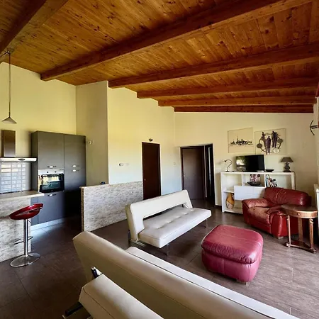 Giulia Apartmanhotel Parghelia