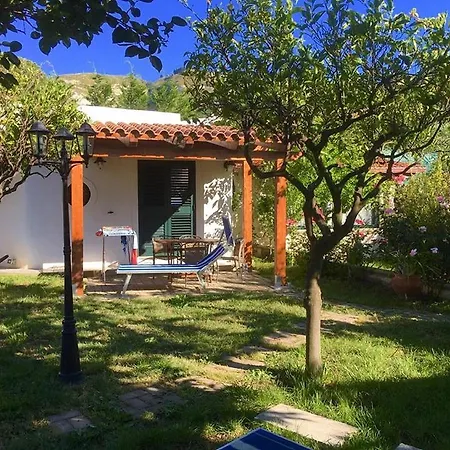 Giulia 3* Parghelia
