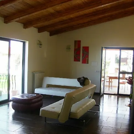 Giulia 3* Parghelia