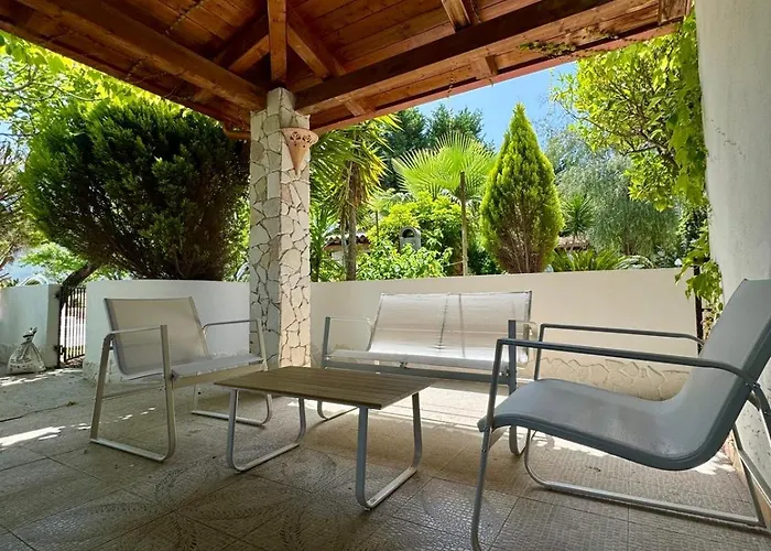 아파트호텔 Giulia 4*